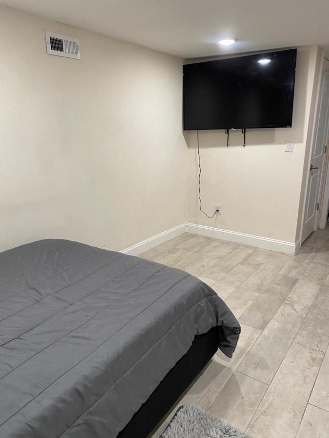 Private Room In South Philly Near Arenas! 필라델피아 외부 사진