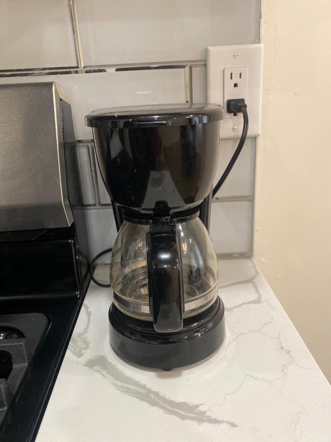 Private Room In South Philly Near Arenas! 필라델피아 외부 사진